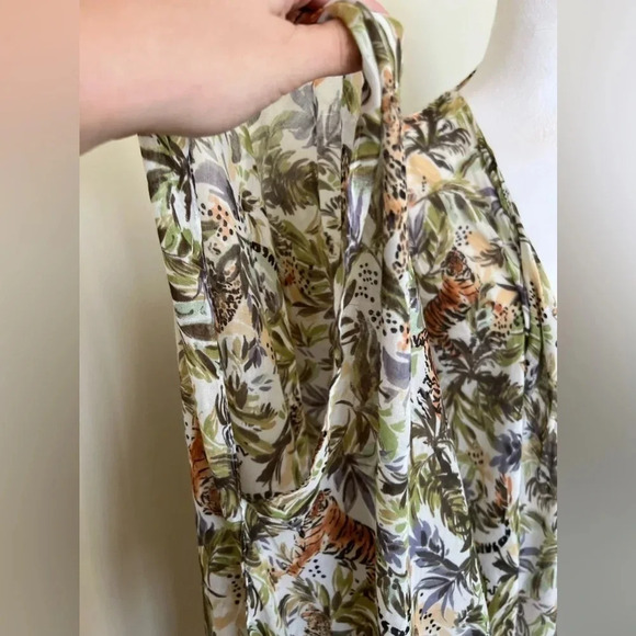 World Market Tiger Jungle Flyaway Kimono Shawl Lightweight Flowy Spring Vacation - Picture 5 of 8
